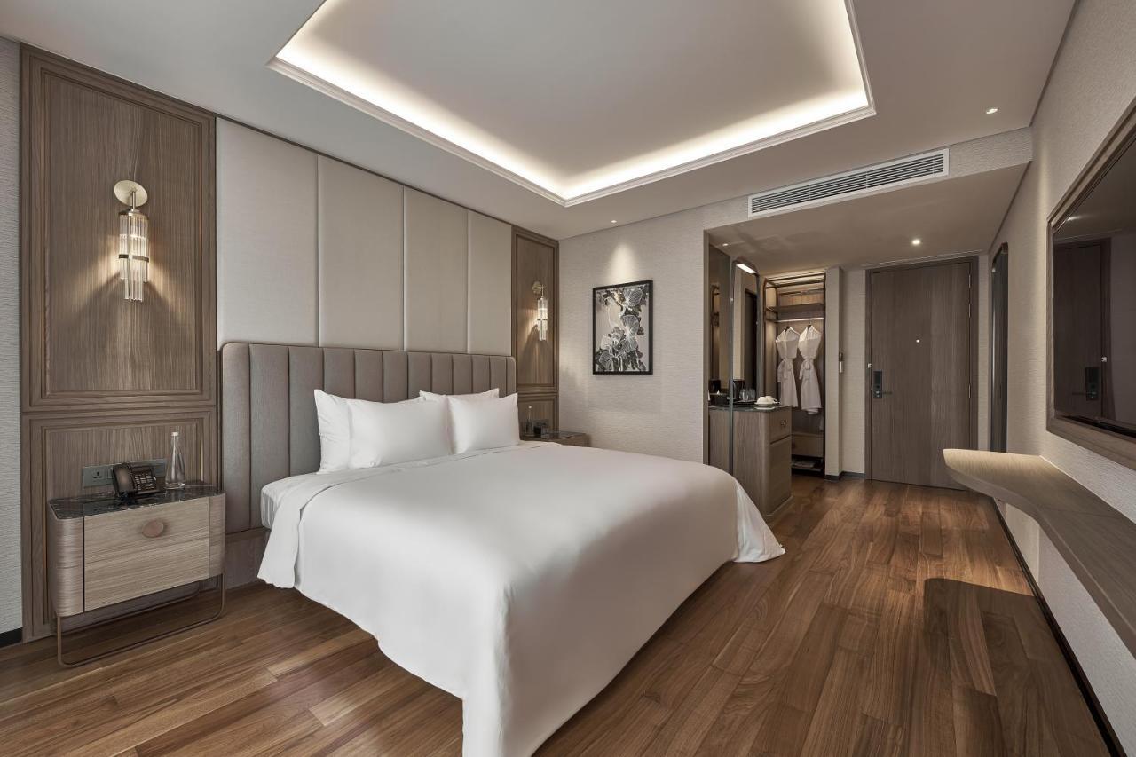 La Siesta Premium Saigon Hotel Ho Chi Minh-Byen Eksteriør billede Deluxe Room